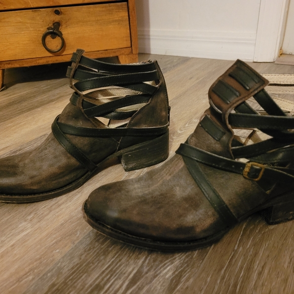 Freebird Stair Boots Size 8 - Picture 9 of 10